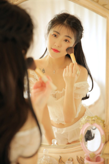 为什么把腿开到最大就不疼了呢