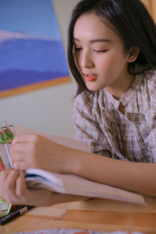 英俊少年正片